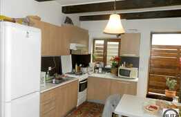 Vanzare casa 120 mp, cu teren 178 mp, front 9 ml, imobil nou, zona de case