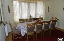 Casa individuala de lux, 420 mp, 800 mp teren! Front la 2 strazi!