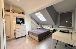 Casă renovată 2023, Curte proprie în curte interioara