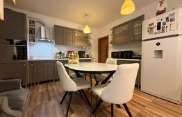 Casă renovată 2023, Curte proprie în curte interioara