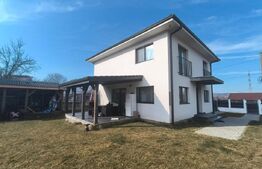 Vila moderna cu 3 dormitoare si teren generos 1.460 mp