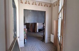 Spațiu comercial 200 mp + acces pod 200 mp, 3 balcoane, lângă Piața Sfatului