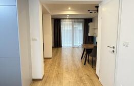 Casă înșiruită cu 5 camere | Lux | Tractorul |curte proprie | loc de parcare