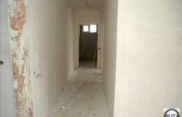 2 camere de vanzare! LA CHEIE!
