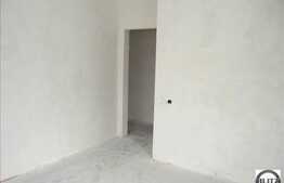 2 camere de vanzare! LA CHEIE!