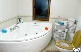 Casa de vanzare, 280 mp utili, cu teren 750 mp, font 17.5, constructie noua