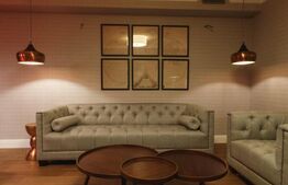 Casa individuala premium cu piscina exterioara 