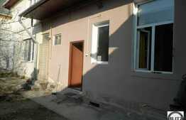 Vanzare casa cu curte comuna, 250 mp teren si 100 mp utili, zona Napoca!