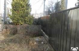 Vanzare casa cu curte comuna, 250 mp teren si 100 mp utili, zona Napoca!