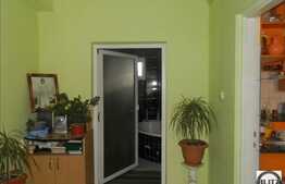 Casa individuala de vanzare, 148 mp utili, teren 800 mp, cu front de 15 ml