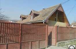 Casa individuala de vanzare, 148 mp utili, teren 800 mp, cu front de 15 ml