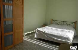 Vanzare casa, 200 mp utili, teren 350 mp, cu front 13 ml, constructie noua