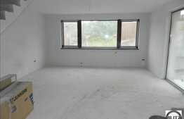 Casa de vanzare, 130 mp utili cu teren 150 mp, in zona de case