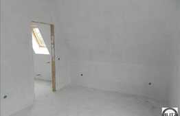 Casa de vanzare, 130 mp utili cu teren 150 mp, in zona de case