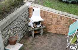 Un imobil cu 405 mp utili si 1500 mp teren, garaj dublu