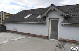 Casa de 425 mp, 878 mp teren, 70 mp Terasa! Zona de case! Piscina interioara!