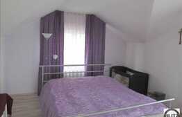 Casa de 425 mp, 878 mp teren, 70 mp Terasa! Zona de case! Piscina interioara!