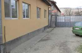 Casa cu 1450 mp teren,zona sensului giratoriu, pretabil rezidential/service auto