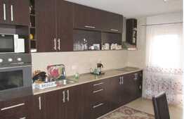 Casa individuala de vanzare cu 230 mp utili, 680 mp teren, zona linisita