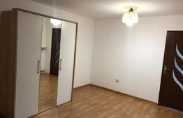 Apartament la casa, 3 camere, 80 mp, zona strazii Oasului
