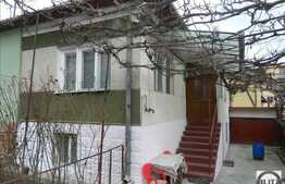 Vanzare casa individuala, 130 mp utili, teren 260 mp, front 10 ml, cu garaj