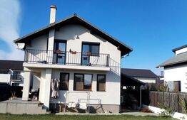 Casă cu etaj în Sânpetru – 113 mp utili, teren 500 mp, panouri solare 5 Kw