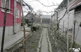 Casa de vanzare in Dambul Rotund, 80 mp cu 700 mp teren