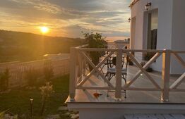 Vilă Premium în Borhanci – 270 mp Utili , 7 Camere, priveliste de exceptie 