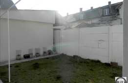 Casa de vanzare, 240 mp utili si 480 mp teren cu front de 24.5 ml