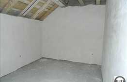 Casa de vanzare, zona Campului, 180 utili plus 140 mp gradina. Semifinisat!