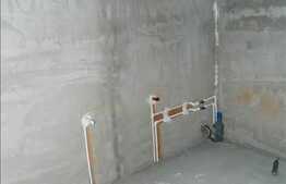 Casa de vanzare, zona Campului, 180 utili plus 140 mp gradina. Semifinisat!