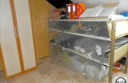 Casa 240 mp totali utili, cu 300 mp teren cu front de 10 ml