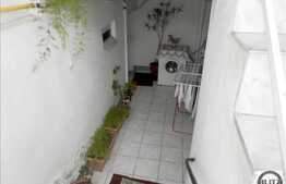 Casa 240 mp totali utili, cu 300 mp teren cu front de 10 ml