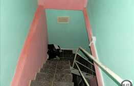 Casa 240 mp totali utili, cu 300 mp teren cu front de 10 ml