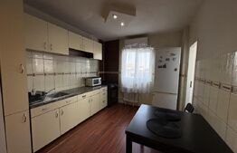Apartament 2 camere, decomandat, zona Marati