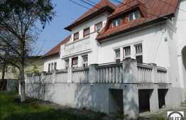 Oportunitate investitie! Casa 462 mp utili, 20 incaperi, teren 1152 mp!