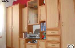 Vanzare casa 260 mp utili, teren 500 mp, front 25 ml, zona linistita de case