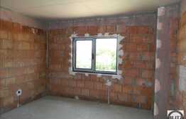 Casa de vanzare, 126 mp cu 280 mp teren, semifinisata, zona Borhanci