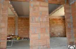 Casa de vanzare, 126 mp cu 280 mp teren, semifinisata, zona Borhanci