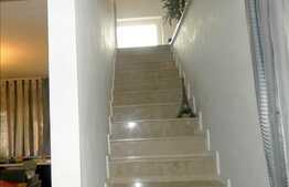 Vanzare casa 210 mp utili, teren 486 mp, front 10.5 ml, imobil nou, terasa 25 mp