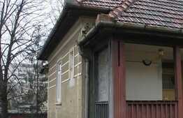 Casa de vanzare, 200 mp, teren de 422 mp, front 25 ml, zona Eremia Grigorescu!