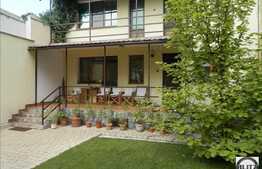 De vanzare casa in zona Parcul Central, suprafata 340 mp, 380 mp teren!