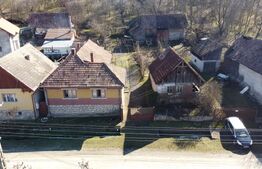 Se vinde casa renovabila la 10 minute de Huedin, in satul Bicalatu