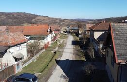 Se vinde casa renovabila la 10 minute de Huedin, in satul Bicalatu