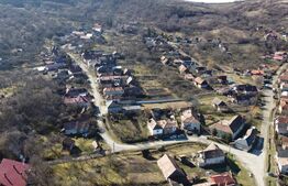 Se vinde casa renovabila la 10 minute de Huedin, in satul Bicalatu