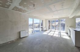 Casa alipita ideal pentru două familii, in Stolna