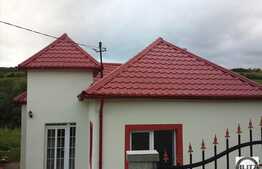 Casa de vanzare, 75 mp cu 363 mp teren. Semifinisat!