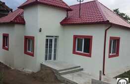 Casa de vanzare, 75 mp cu 363 mp teren. Semifinisat!