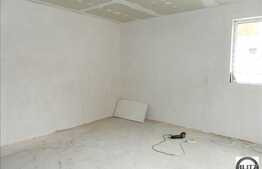 Casa de vanzare, 75 mp cu 363 mp teren. Semifinisat!