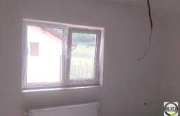 Vanzare duplex cu 95 mp utili, 200 mp teren in Gilau, semifinisat! Pret bun!